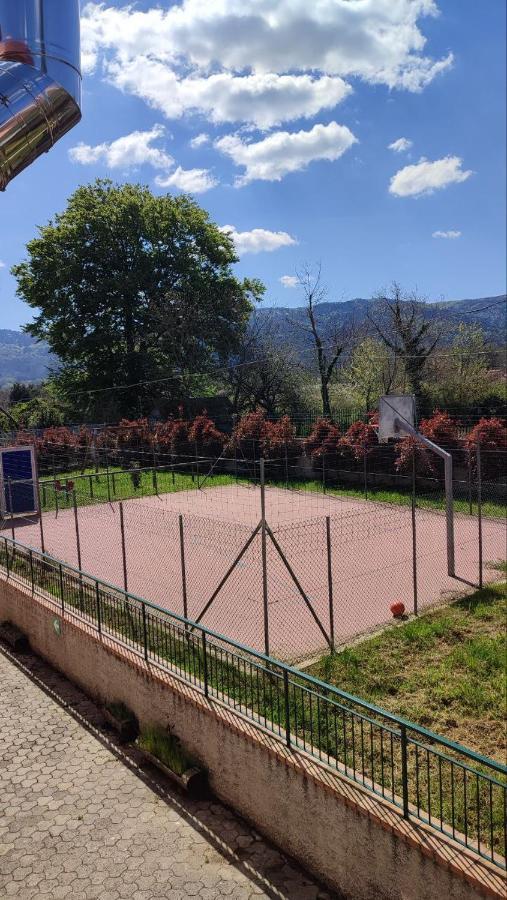 Il Moscardino Country Resort Serra San Bruno Exteriör bild